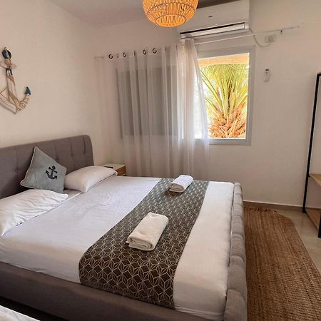 King Of The Dead Sea By Crown Apartment Neve Zohar Exterior foto